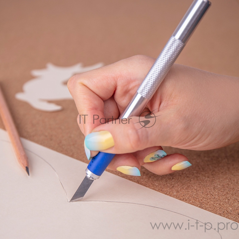 Набор скальпель со сменными лезвиями 7 предметов REXANT