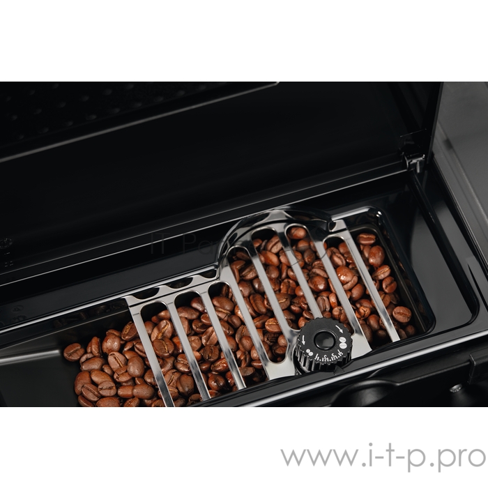 Встраиваемая кофемашина ELECTROLUX Встраиваемая кофемашина ELECTROLUX/ Кофе-машина автоматическая, сенсорное управление, цвет черный,нерж.cталь