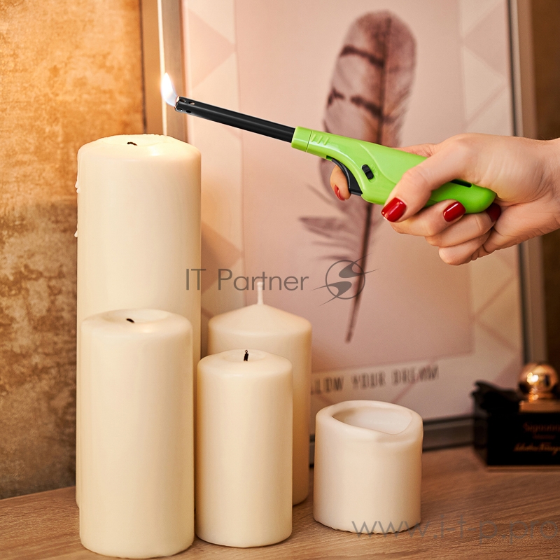 Бытовая газовая пьезозажигалка с классическим пламенем многоразовая (1 шт.) зеленая СК-306 СОКОЛ