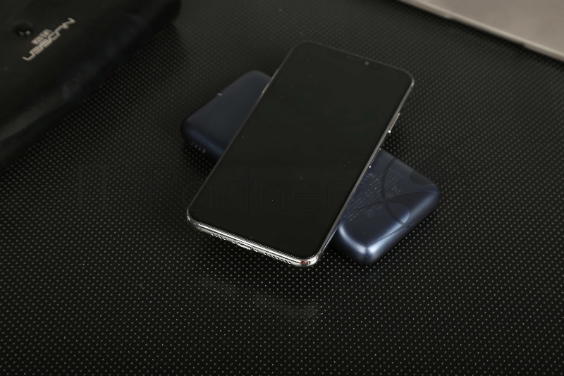 Мобильный аккумулятор Romoss WSL10 Li-Pol 10000mAh 3A+2A синий 2xUSB беспроводная зарядка