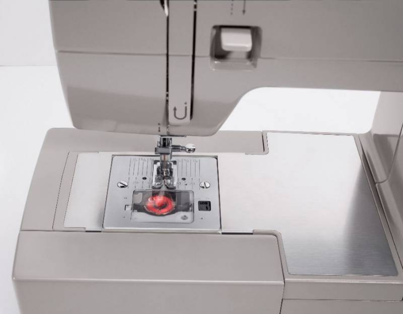 Швейная машина Singer Heavy Duty 4423 серый