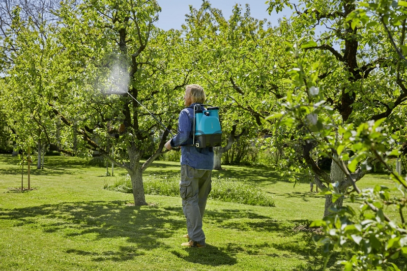 Опрыскиватель ранцевый Gardena 12 л 11140-20.000.00