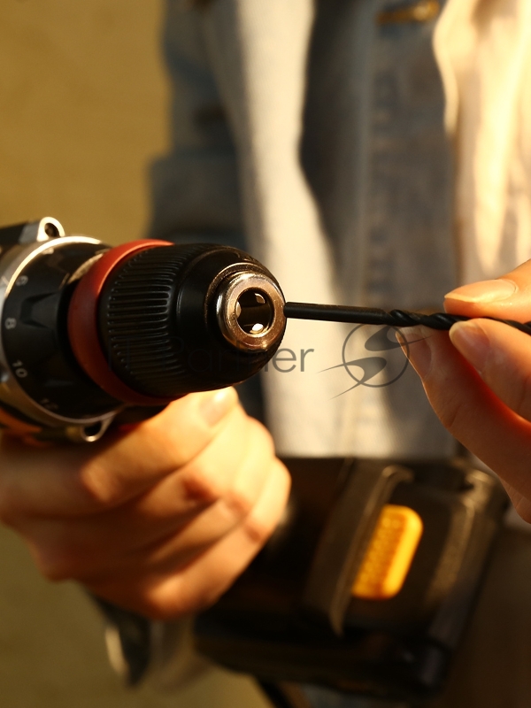 Дрель-шуруповерт Deko DKCD20FU-Li SET 3 20Вт аккум. патрон:быстрозажимной (кейс в комплекте)