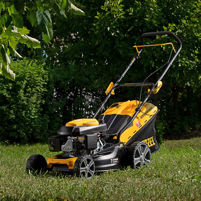 Газонокосилка бензиновая GLD-460 58802