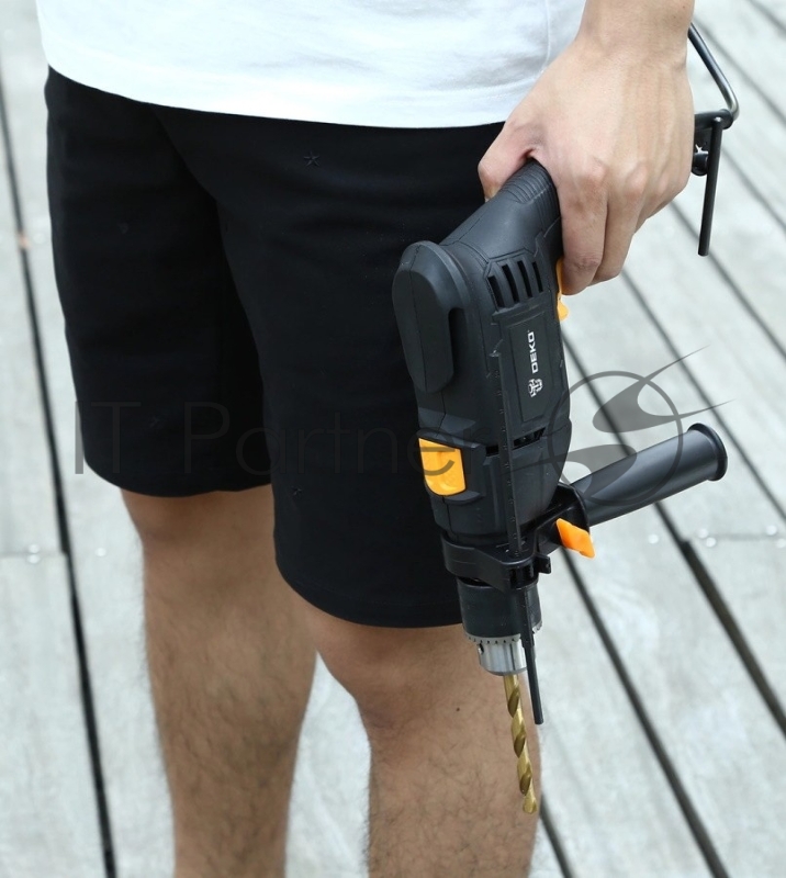 Дрель ударная сетевая DEKO DKID600W в пластиковом кейсе + набор инструментов 92 предмета063-4157