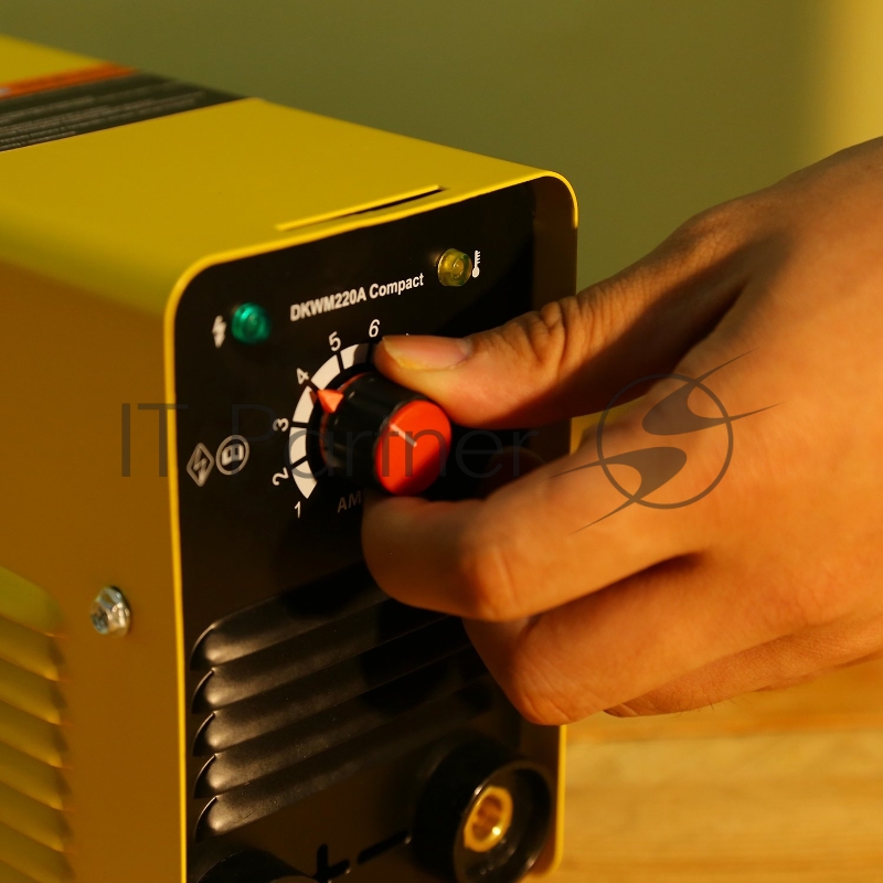 Инверторный сварочный аппарат DEKO 220А DKWM220A Compact051-4677