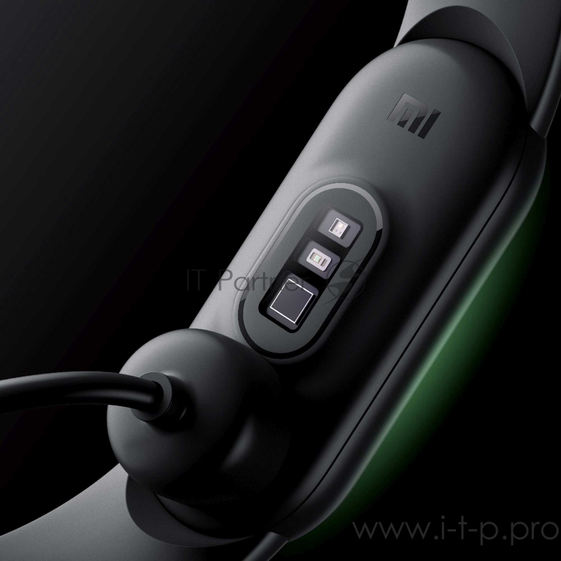 Фитнес-трекер Xiaomi Mi Band 6 XMSH15HM AMOLED корп.:черный рем.:черный (BHR4951GL)