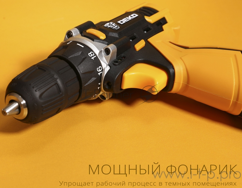 Аккумуляторная дрель DEKO DKCD12FU-Li в кейсе + набор инструментов для дома 104 шт, 12В, 1x2.0 Ач,