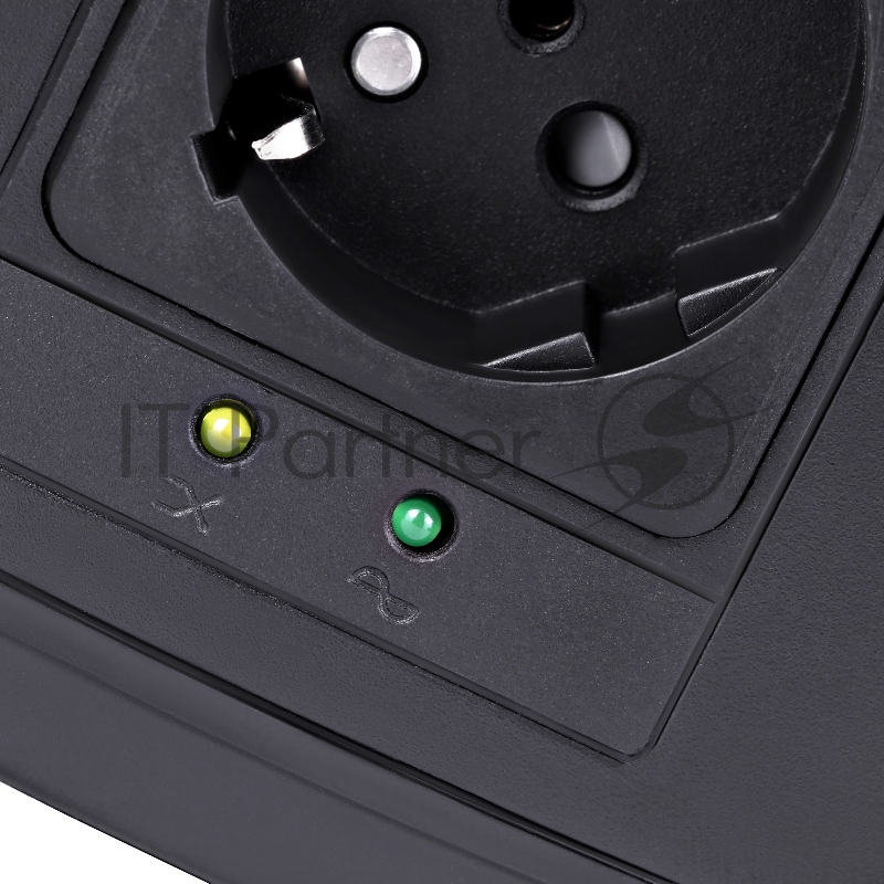 Стабилизатор напряжения SunWind AVR-600 300Вт 600ВА черный