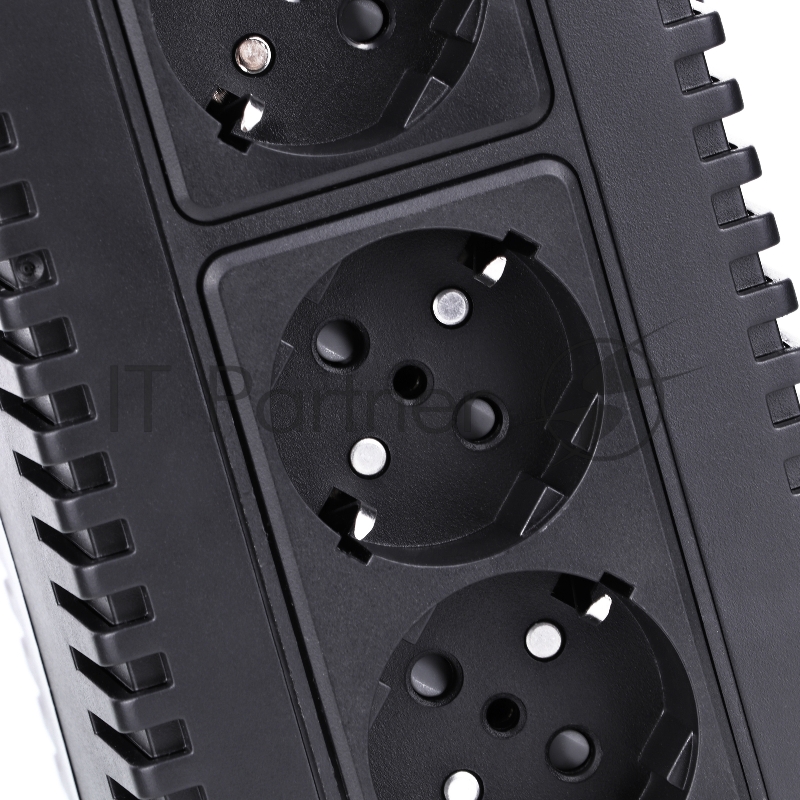 Стабилизатор напряжения SunWind AVR-600 300Вт 600ВА черный