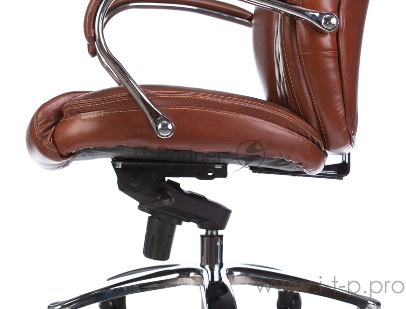 Кресло руководителя Бюрократ T-9924SL светло-коричневый Leather Eichel кожа крестовина металл хром