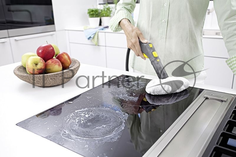 Пароочиститель напольный Karcher SC 2 *RU 1500Вт желтый/черный