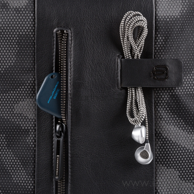 Рюкзак Piquadro Brief2 CA5478BR2/CAMOREFN черный камуфляж нейлон