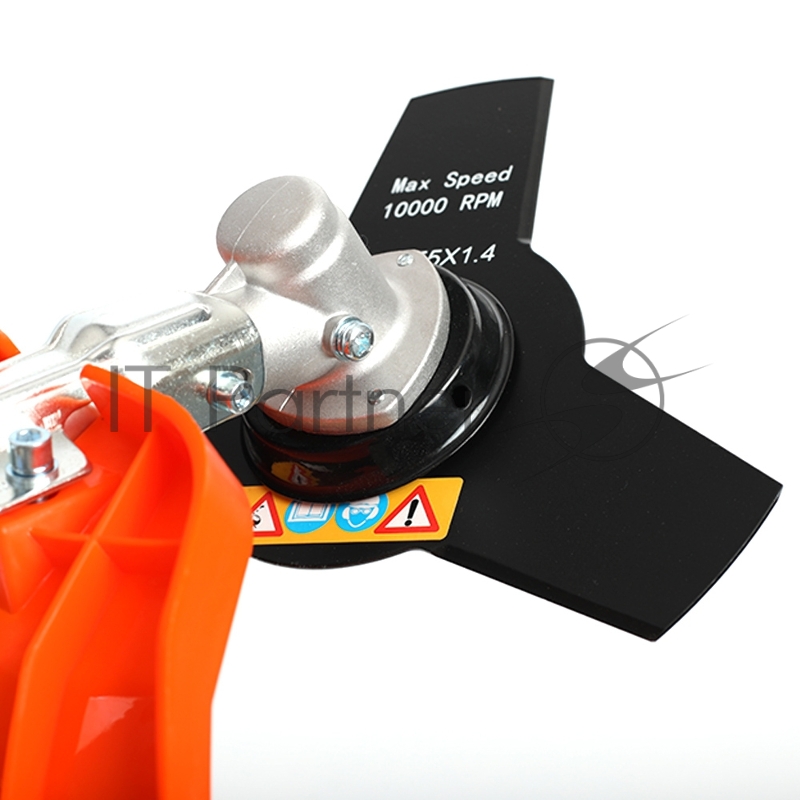 Электро и Бензокосы, Триммеры Бензотриммер PATRIOT PT 555 (1+1) 250106230 {раб. объем 52сс, 3.0 л.с., в комплекте полуавтоматическая катушка Comfort с быстрой заправкой, 3-х лопастной и 40-зубовый диск - диам.диска 25.5см, леска