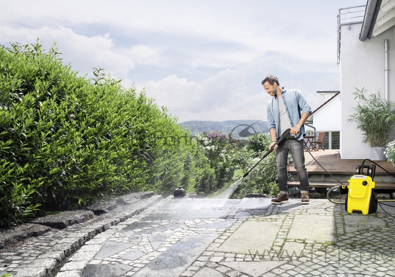 Минимойка Karcher K 4 Compact UM 1800Вт