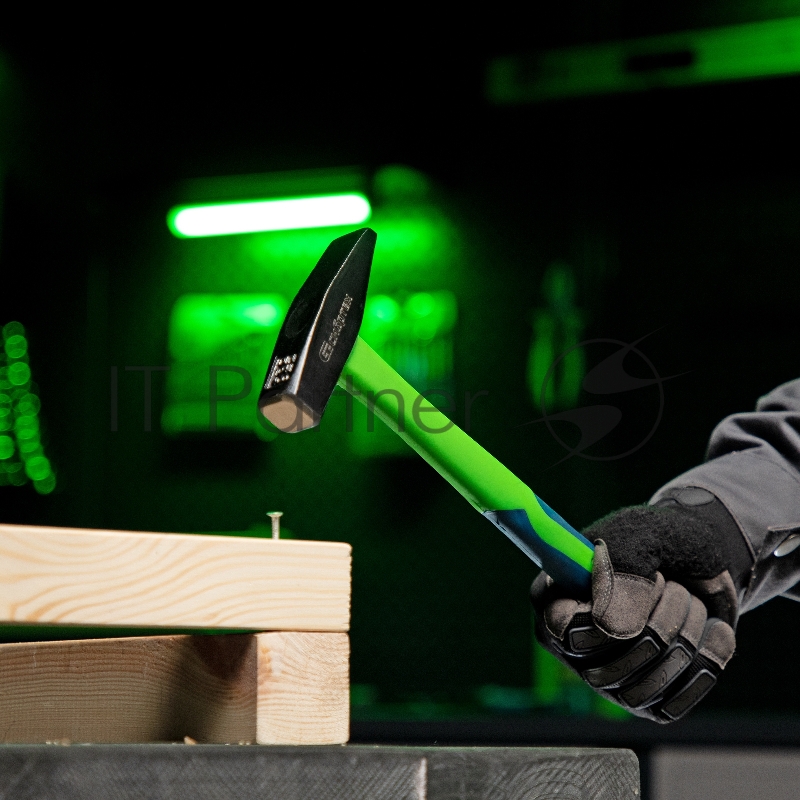 Молоток слесарный СИБРТЕХ , 400 г, фибергласовая обрезиненная рукоятка// СИБРТЕХ 10321