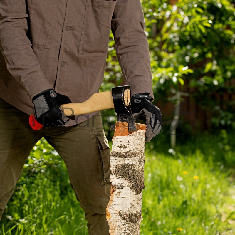 Россия Топор кованый в сборе Туристический, 630 900 гр, 400 мм 21666