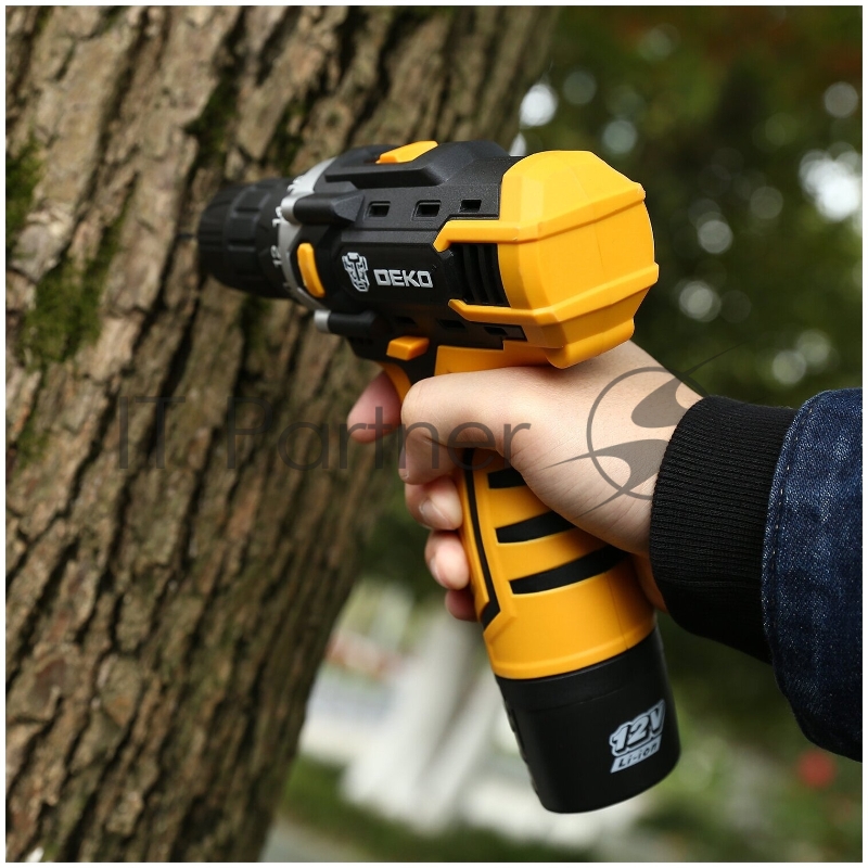 Дрель-шуруповерт Deko DKCD12FU-Li-Ion аккум. патрон:быстрозажимной (кейс в комплекте)