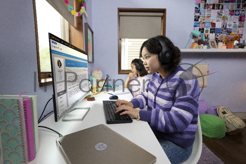 Монитор HP E24mv G4 Conf FHD Monitor