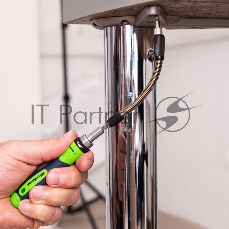 Набор отверток СИБРТЕХ 13363 отвертки реверсиные с набором бит торцевых головок 61 предм. crv