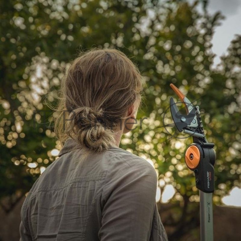 Сучкорез плоскостной Fiskars PowerGear UPX82 черный/оранжевый (1023625)