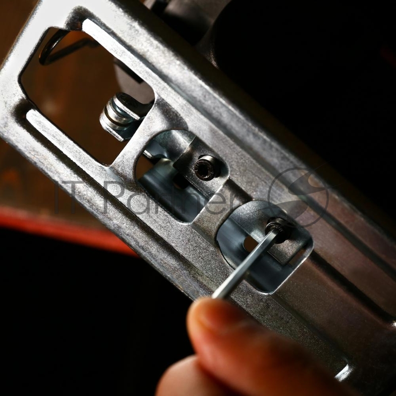 Лобзик Deko DKJS650 650Вт 3000ходов/мин от электросети (кейс в комплекте)