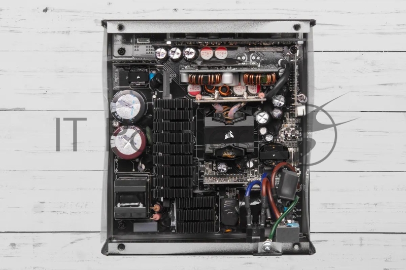 Блок питания Corsair ATX 850W RM850X 80+ gold 24+2x(4+4) pin APFC 135mm fan 10xSATA Cab Manag RTL