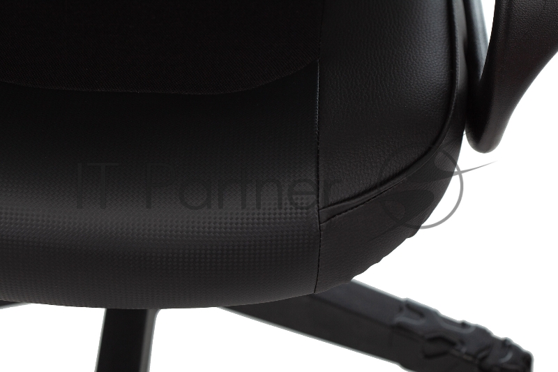 Кресло игровое Zombie GAME 17 черный текстиль/эко.кожа крестовина пластик