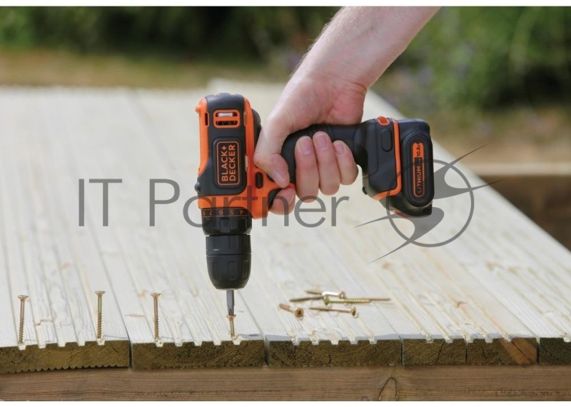 Дрель-шуруповерт Black+Decker BDCDD12-QW аккум. патрон:быстрозажимной