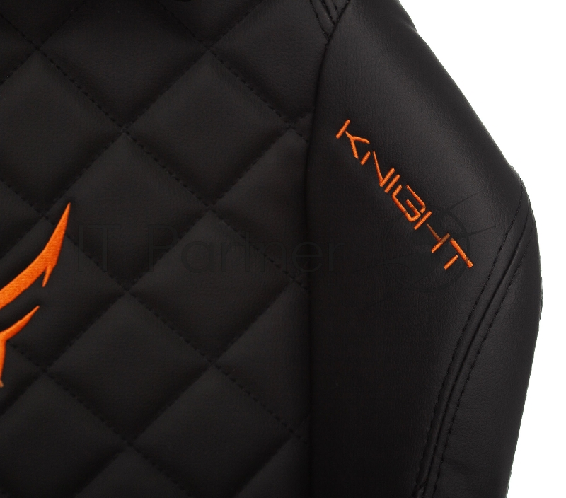 Кресло игровое Knight EXPLORE черный ромбик эко.кожа с подголов. крестовина металл