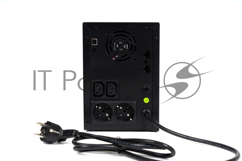 Источник бесперебойного питания SKAT-UPS 3000/1800 1800 Вт, с АКБ 9 Ач 4 шт, меандр. стабилизация напряжения