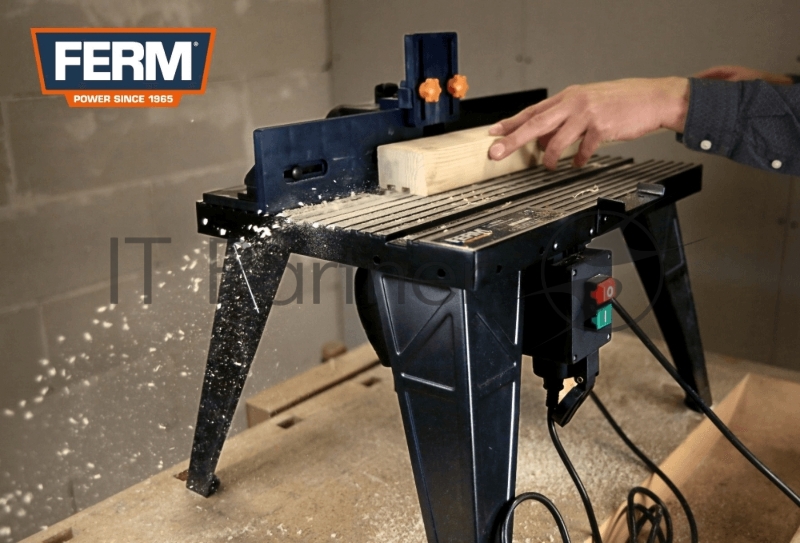 Фрезерный станок Ferm PRA1011