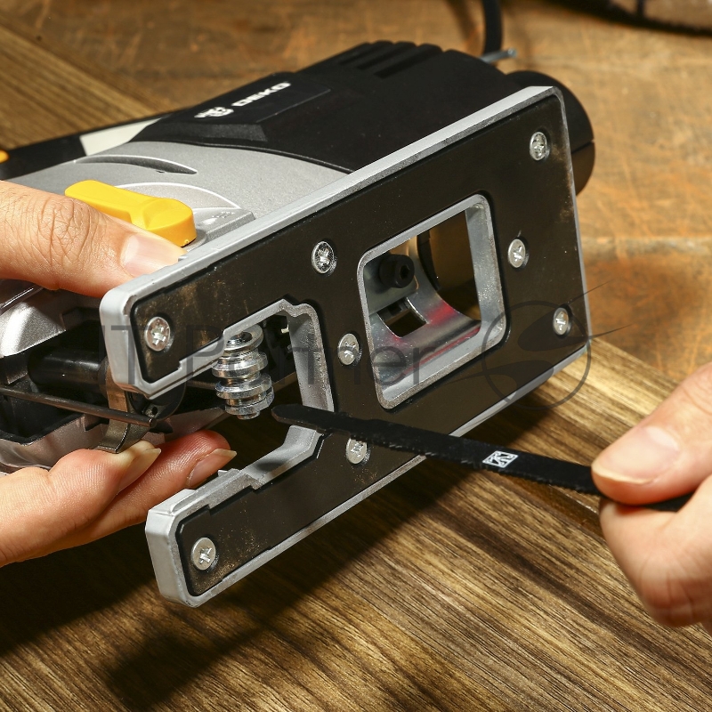 Лобзик Deko DKJS900 PRO +6пил. 900Вт 3000ходов/мин от электросети