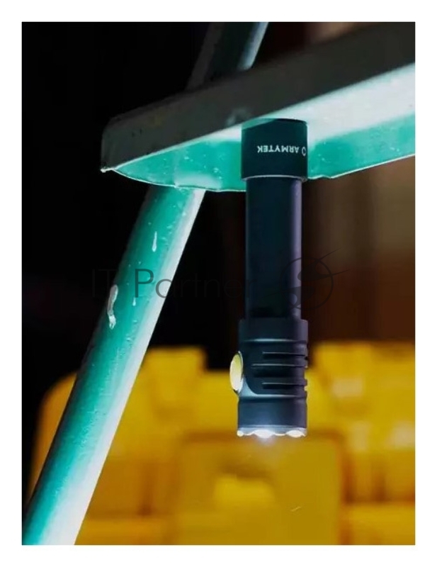 Фонарь карманный Armytek Prime C2 Pro Magnet USB черный/белый лам.:светодиод. (F08101W)