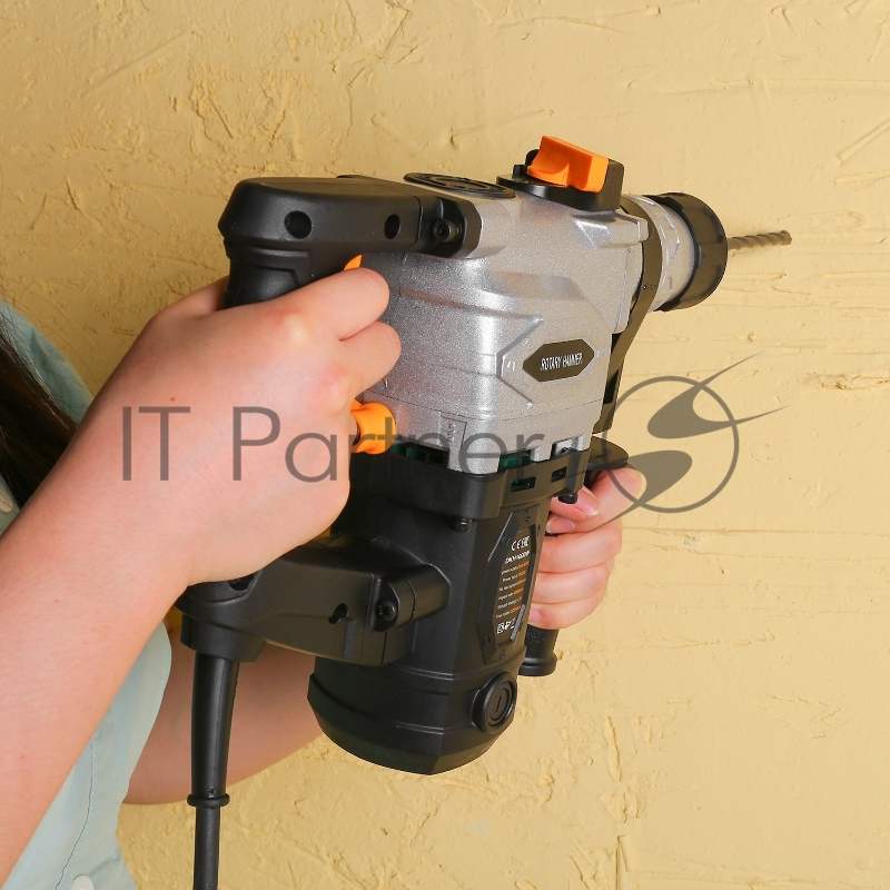 Перфоратор Deko DKH1000W патрон:SDS-plus уд.:4.1Дж 1000Вт (кейс в комплекте)