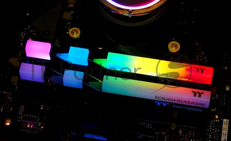 Модуль памяти 64GB Thermaltake DDR4 3600 DIMM TOUGHRAM RGB Black Gaming Memory R009R432GX2-3600C18A Non-ECC, CL18, 1.35V, Heat Shield, XMP 2.0, Kit (2x32GB), RTL (526715)