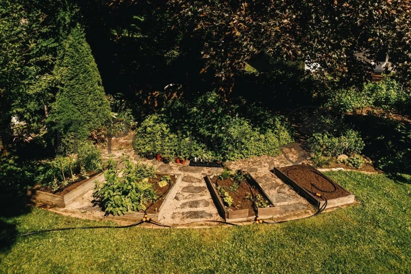 Шланг Fiskars 1025935 1/2-5/8 15м капельного полива черный