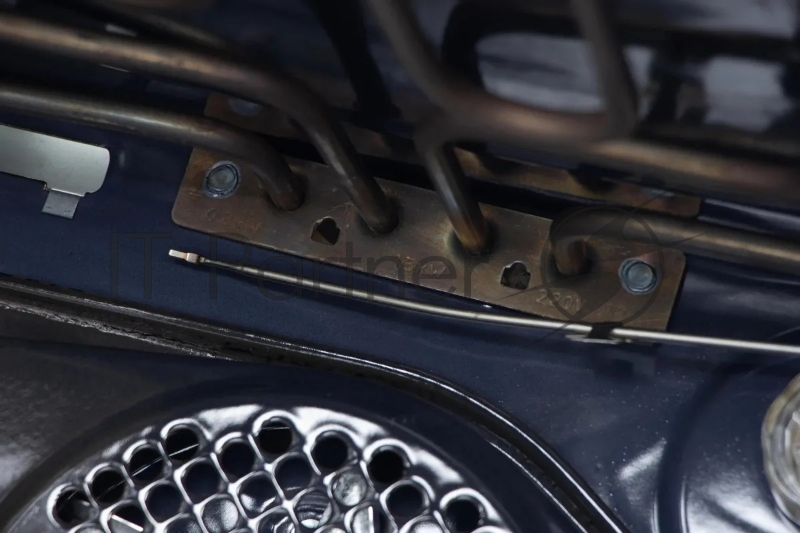 Плита Электрическая Лысьва EF4004MK00 белый/черный стеклокерамика (без крышки)