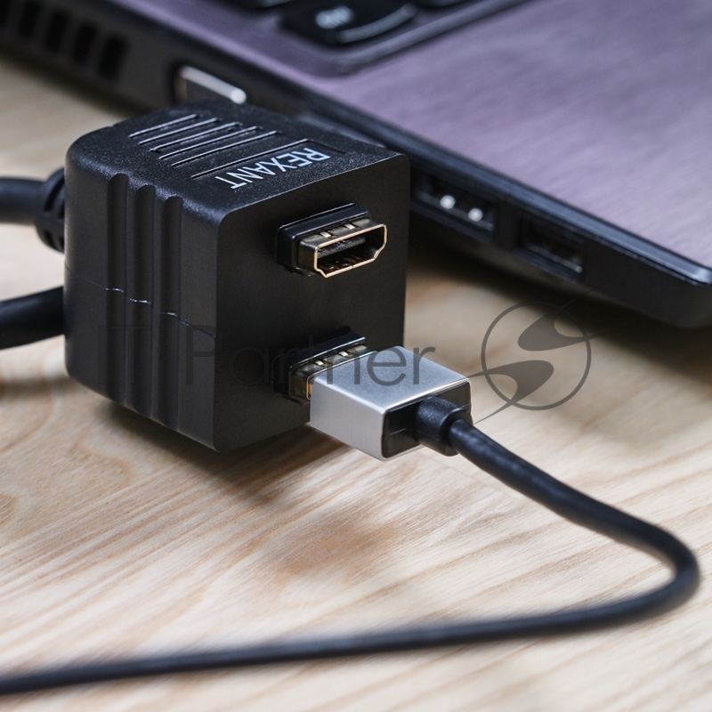 Переходник REXANT штекер HDMI - 2 гнезда HDMI с проводом, черный (10 шт./уп.)