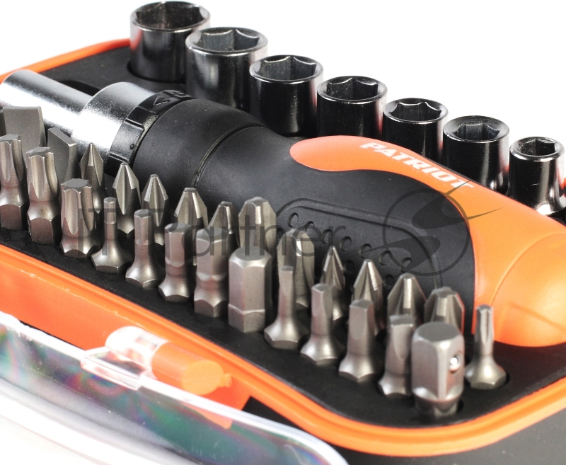 Отвертка-трещотка Patriot SPS-46 с битами и торцевыми головками, CR-V, двухкомпонентная рукоятка, 46 предметов