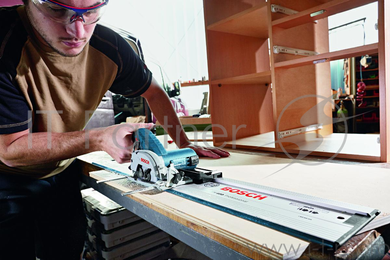 Пила Bosch GKS 12V-26 Пила циркулярная аккумуляторная 06016A1001 {Без акк и Зу, диаметр диска 85мм, скорось вращения 1400 об/мин,напряжение аккум 10.8 В,емкость аккум 2А*ч,вес 1.2кг}