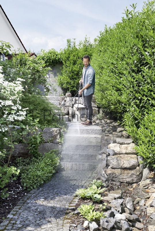 Минимойка Karcher K 4 Compact UM Limited Edition 1800Вт