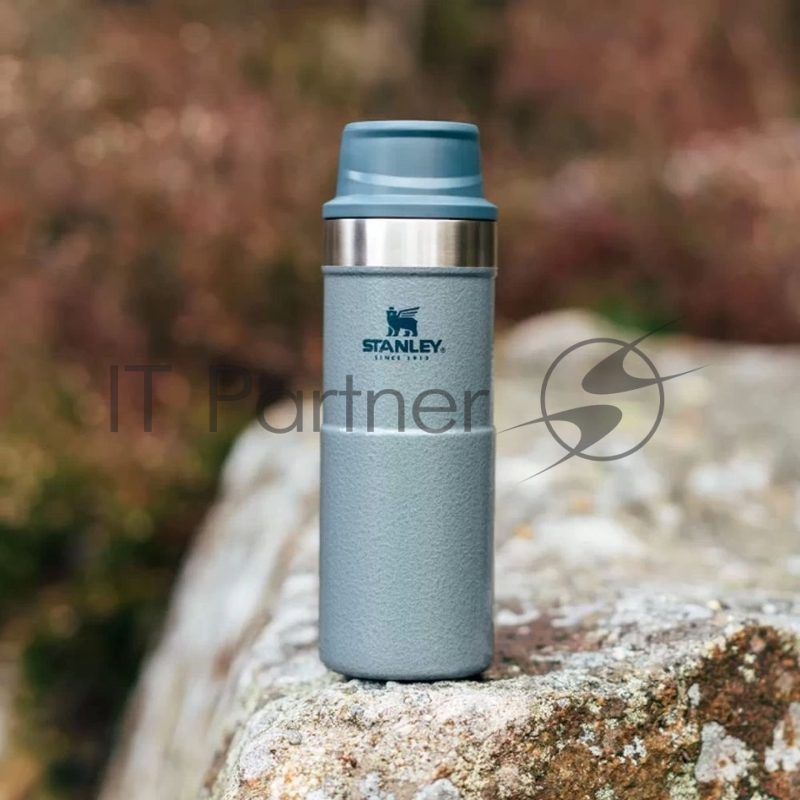 Термокружка Stanley Classic Trigger Action 0.35л. голубой (10-09848-048)