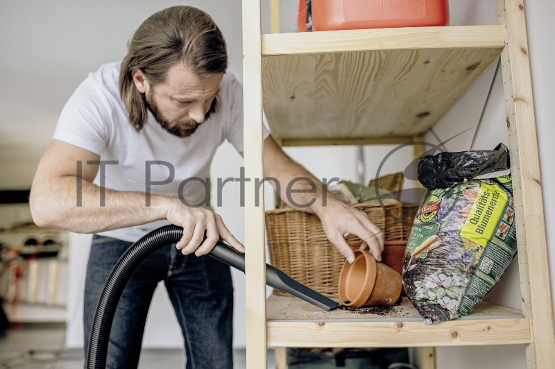 Строительный пылесос Karcher WD 2 Plus S V-15/4/18 1000Вт (уборка: сухая/сбор воды) желтый