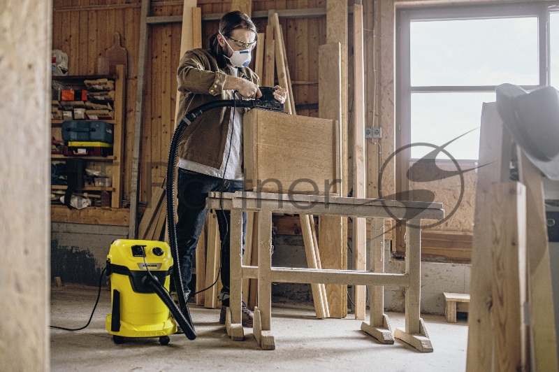 Строительный пылесос Karcher WD 3 P V-17/4/20 1000Вт (уборка: сухая/сбор воды) желтый