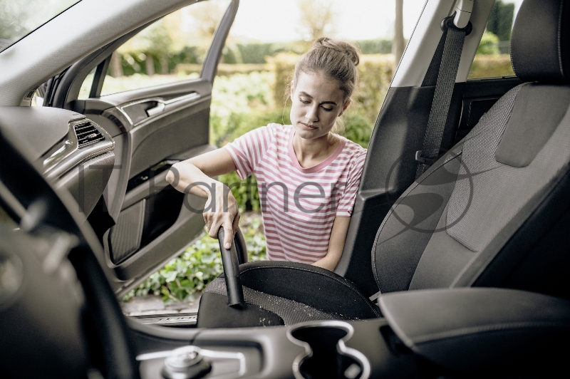 Строительный пылесос Karcher WD 5 S V-25/5/22 1100Вт (уборка: сухая/сбор воды) желтый