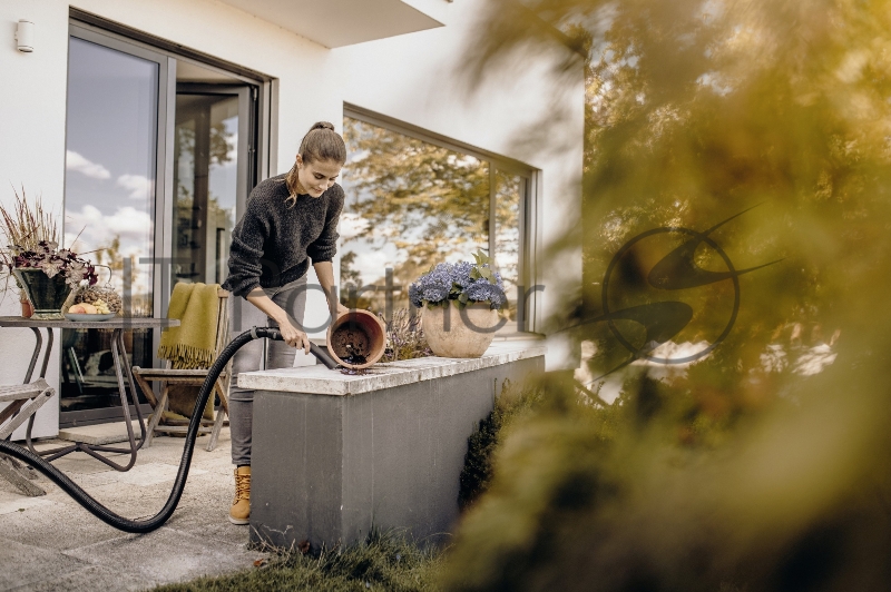 Строительный пылесос Karcher WD 5 V-25/5/22 1100Вт (уборка: сухая/сбор воды) желтый