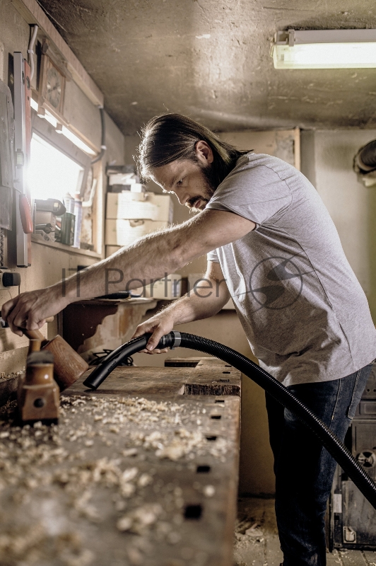 Строительный пылесос Karcher WD 3 P S V-17/4/20 1000Вт (уборка: сухая/сбор воды) желтый