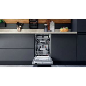 Посудомоечная машина Hotpoint-Ariston HSIO 3T235 WCE 1900Вт узкая