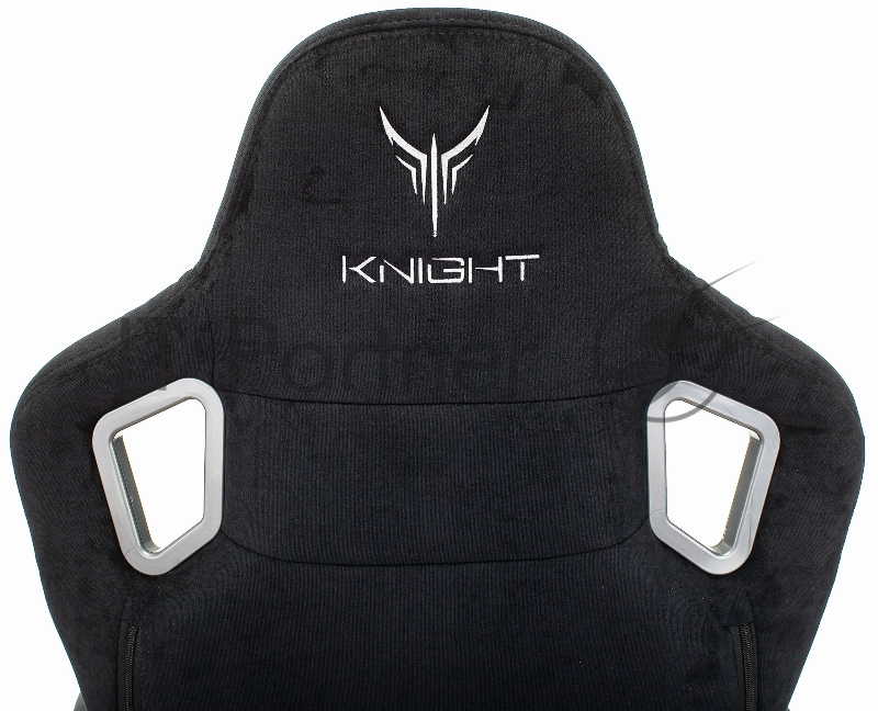Кресло игровое Knight Outrider черный Light-20 с подголов. крестовина металл